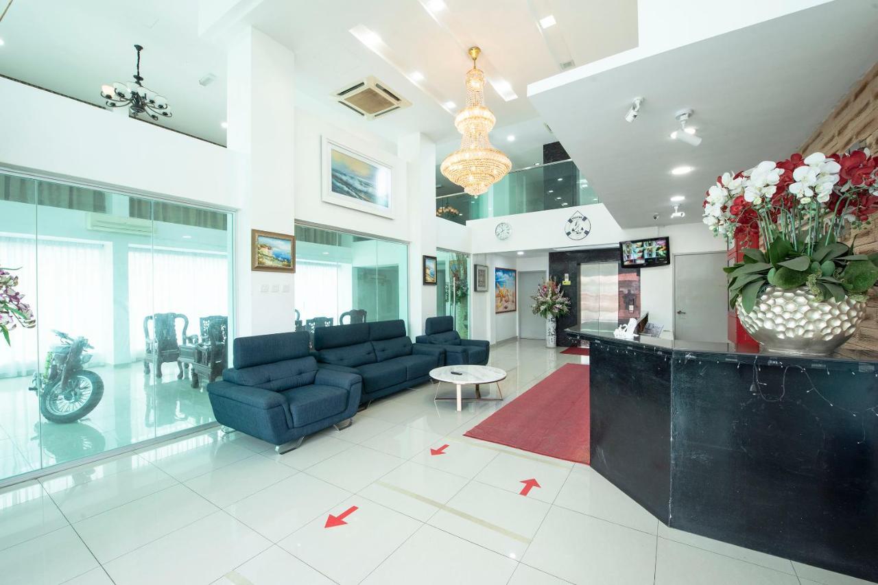OYO 90337 Sungai Rengit City Resort 3 Pengerang Bagian luar foto