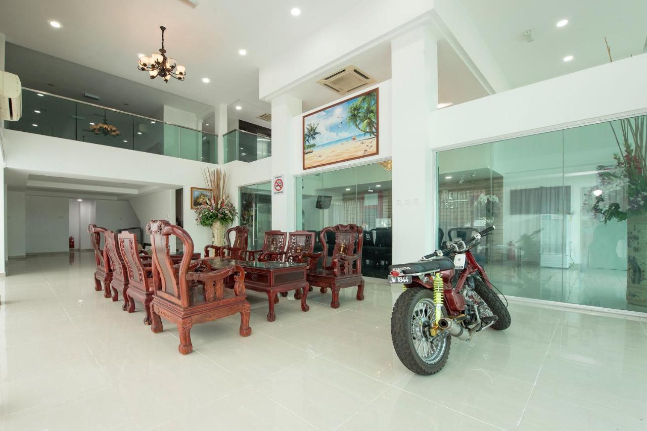 OYO 90337 Sungai Rengit City Resort 3 Pengerang Bagian luar foto